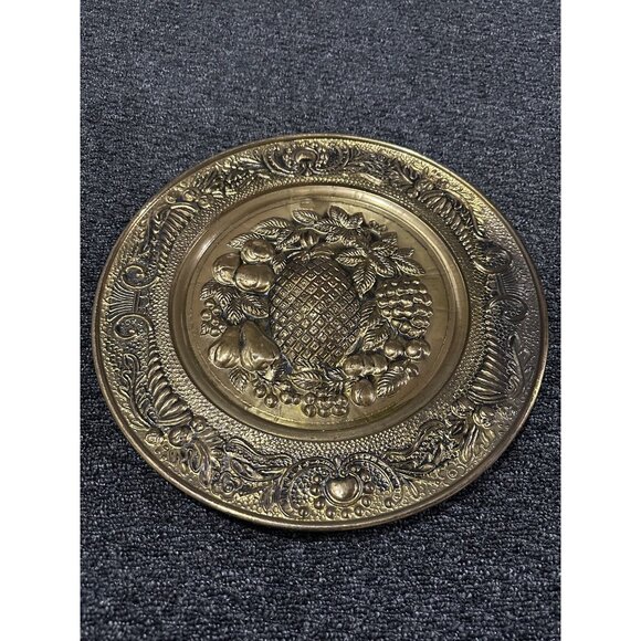 Luxurious Gold Charger Plates Set of 2 Antique Design 14" Dinnerware Table Decor - Picture 3 of 11